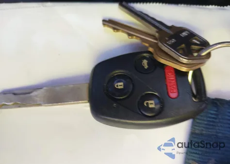 2010 Honda Accord 2.4 Ex-L from USA, damaged, VIN 1HGCP2F85AA111268